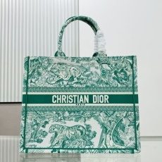 Dior Shopping Bags